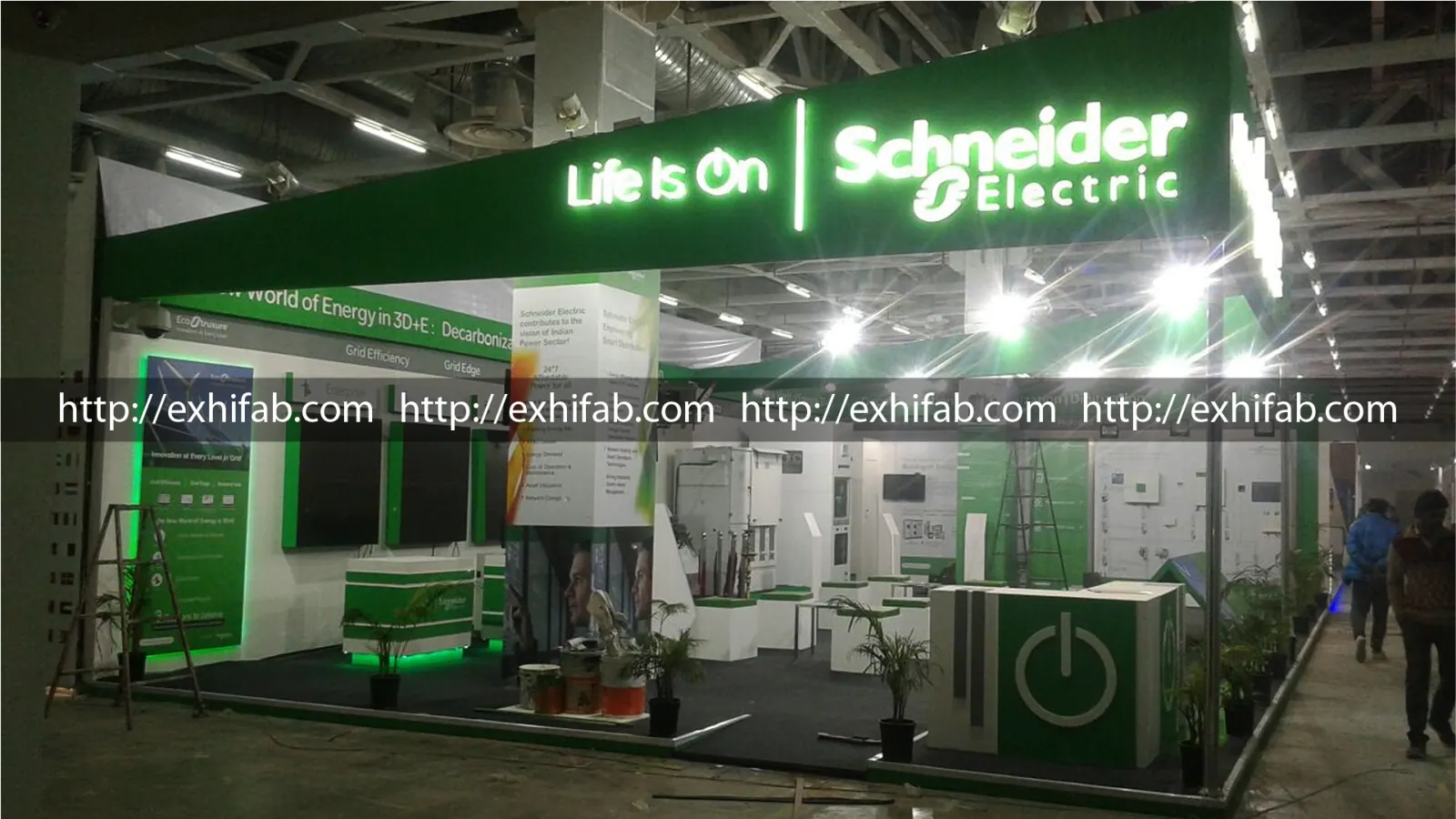 Custom exhibition stall for Schneider Electric at a renewable energy trade show